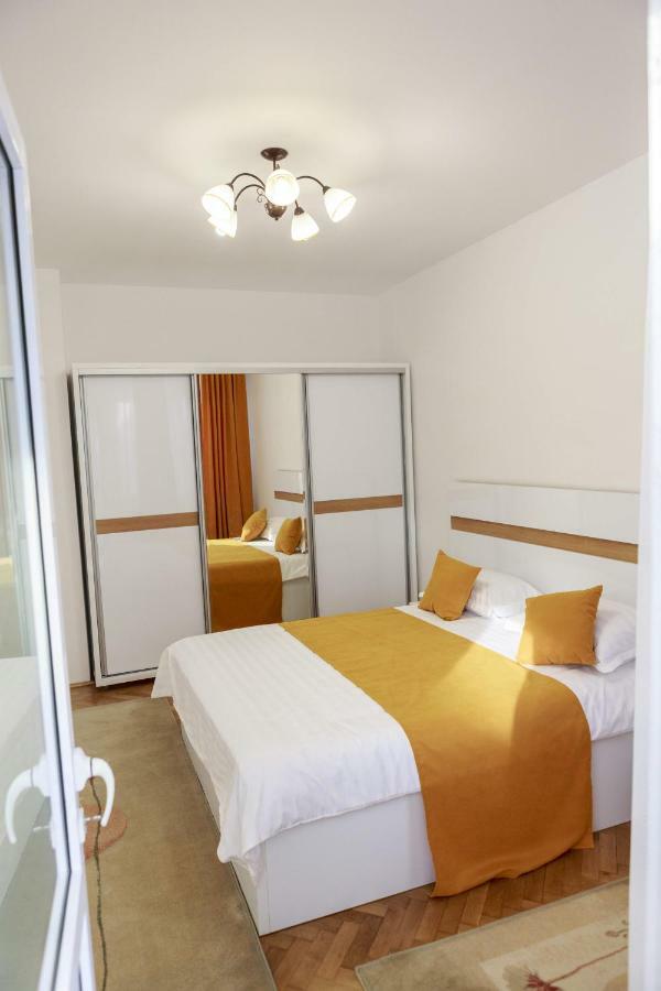 Strada Muresenilor - Savas Apartament Braşov Exterior foto